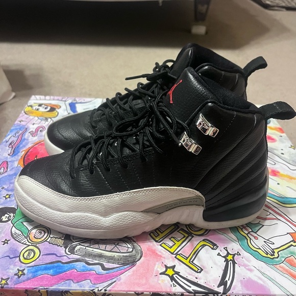 Jordan Retro 12 Playoff kids size 5 women’s size 6.5 - Picture 3 of 5